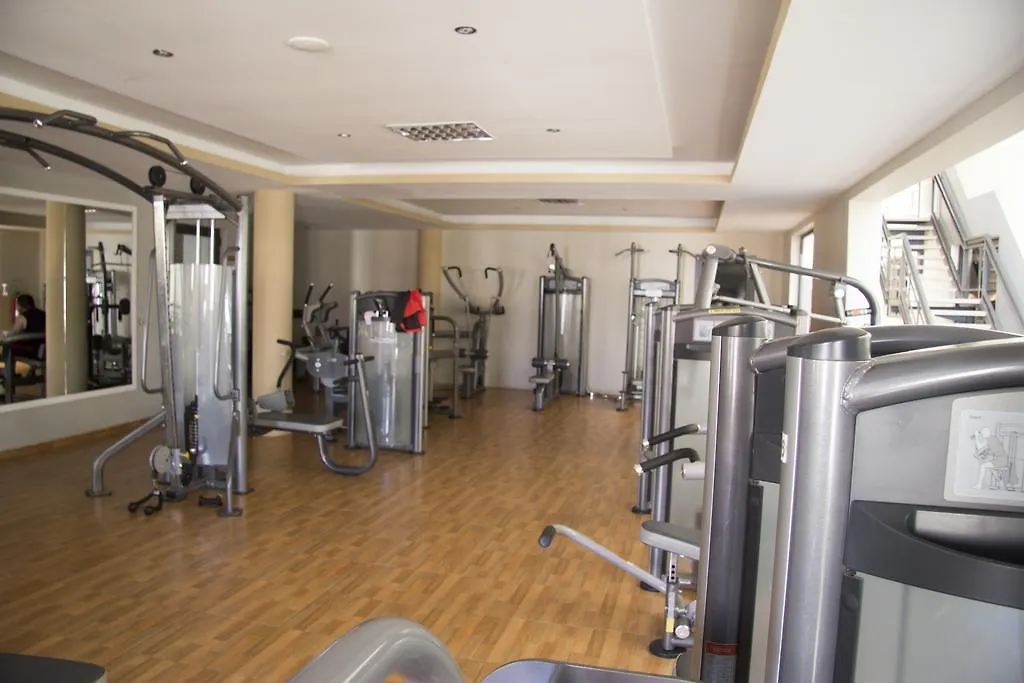Vivi Hotel برايا 3*,